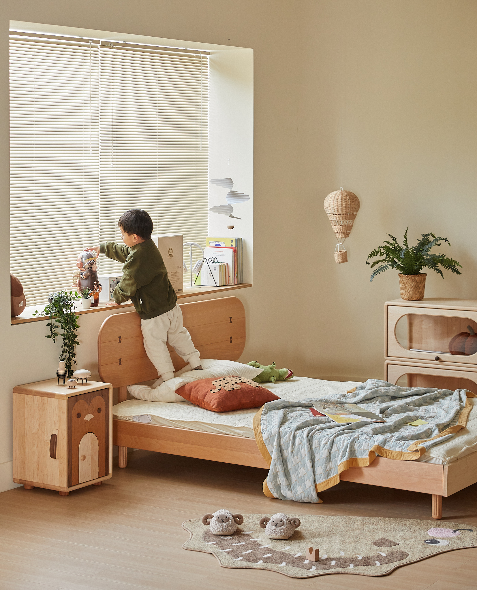 Children's furniture，furniture design ，Children bed，industrial design，product design，Solid wood furniture，Original design，