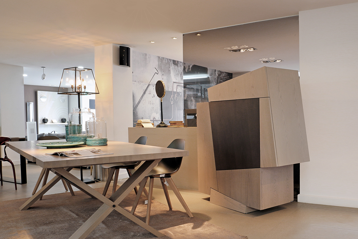 RocheBobois，oak，Glass，cupboard，