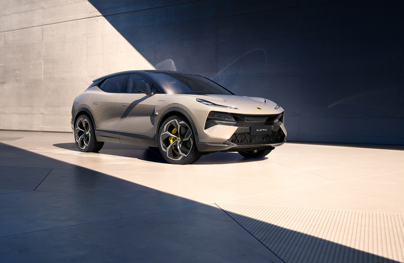 automobile，LTCC，immersive ，wide-angle lens，