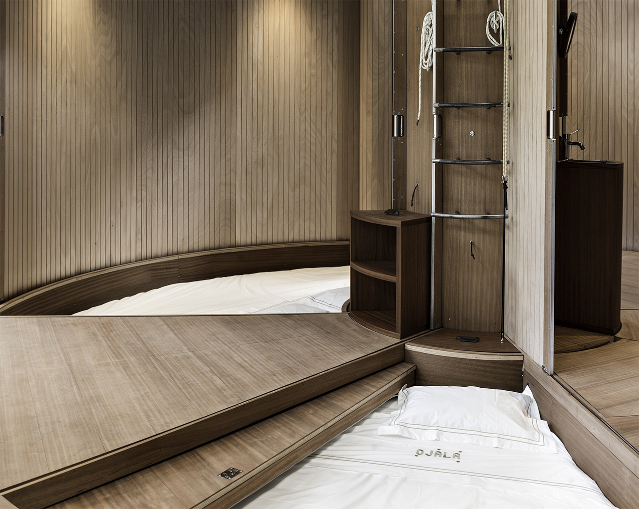 Home hope，sustainable，recovery，hut，