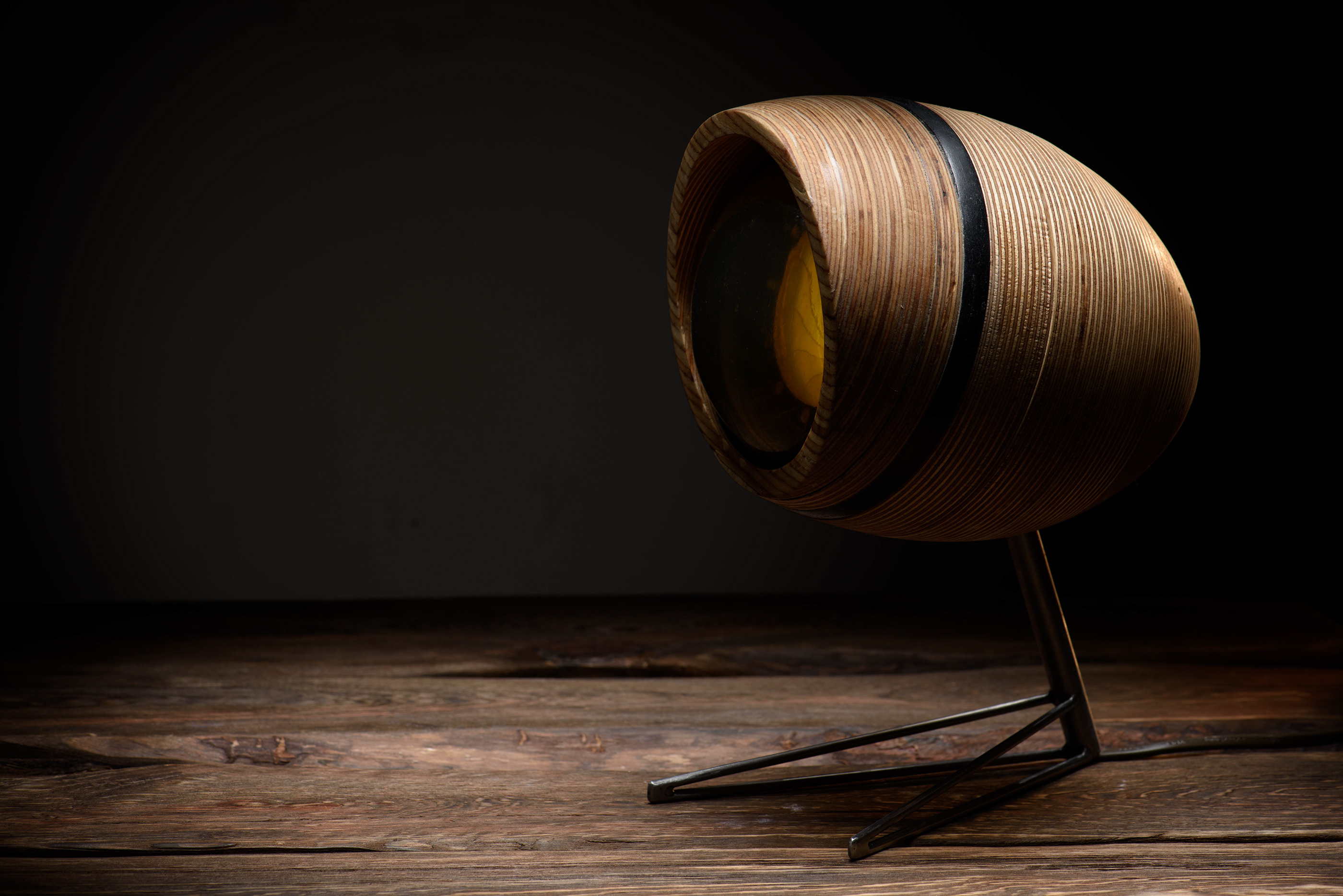 Iris，lamps and lanterns，Warm light，product design，