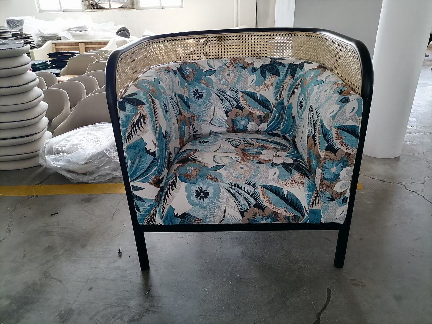 chair，