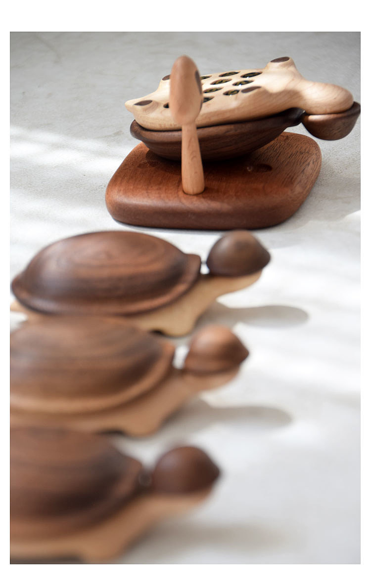 Original design，Log Handicraft，Cute turtle，Move the license plate，Hidden Number，
