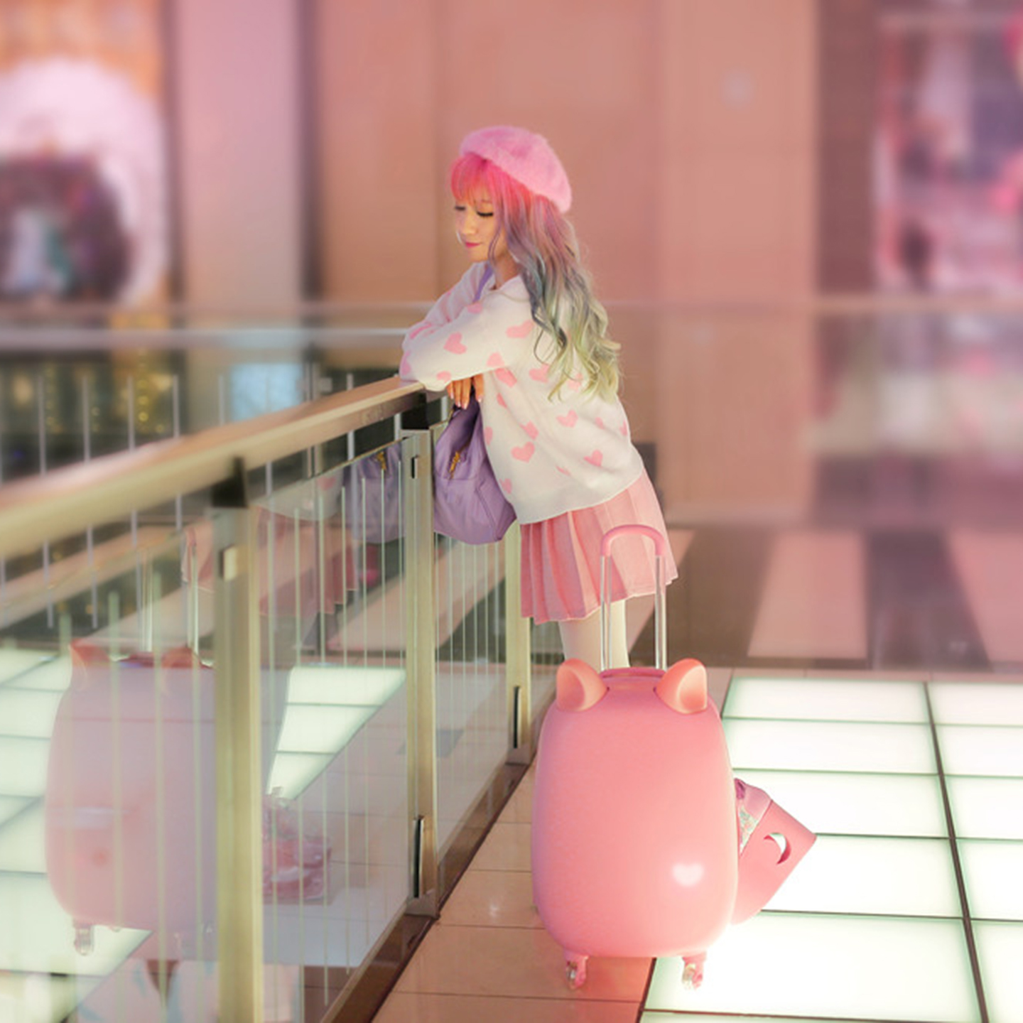 Fashion Travel，Consumer Retail，