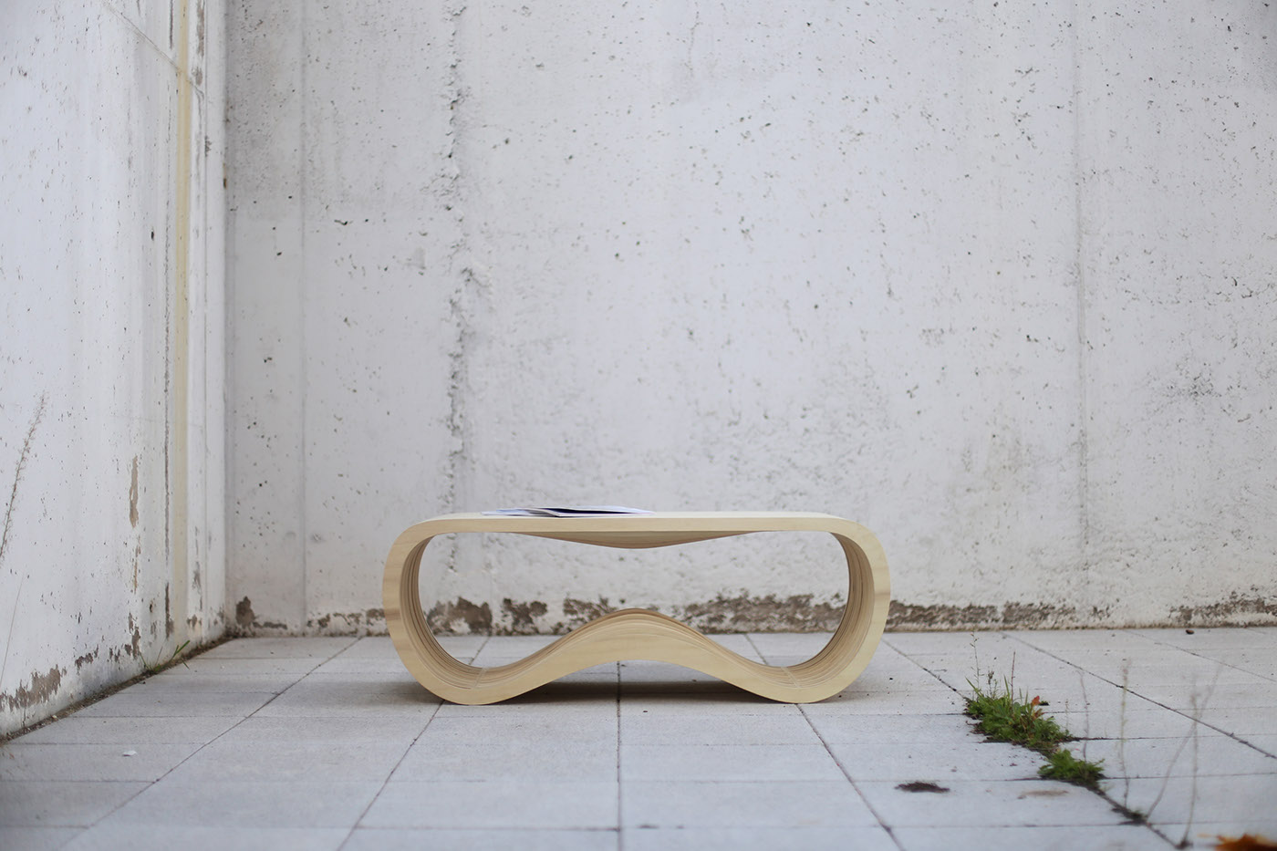 一张桌子就可以了