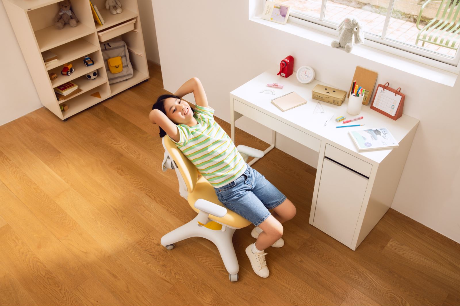 Study chair，Adaptive back chasing，infinite regulation，Small Throne，Office chair，Infant child，Home，