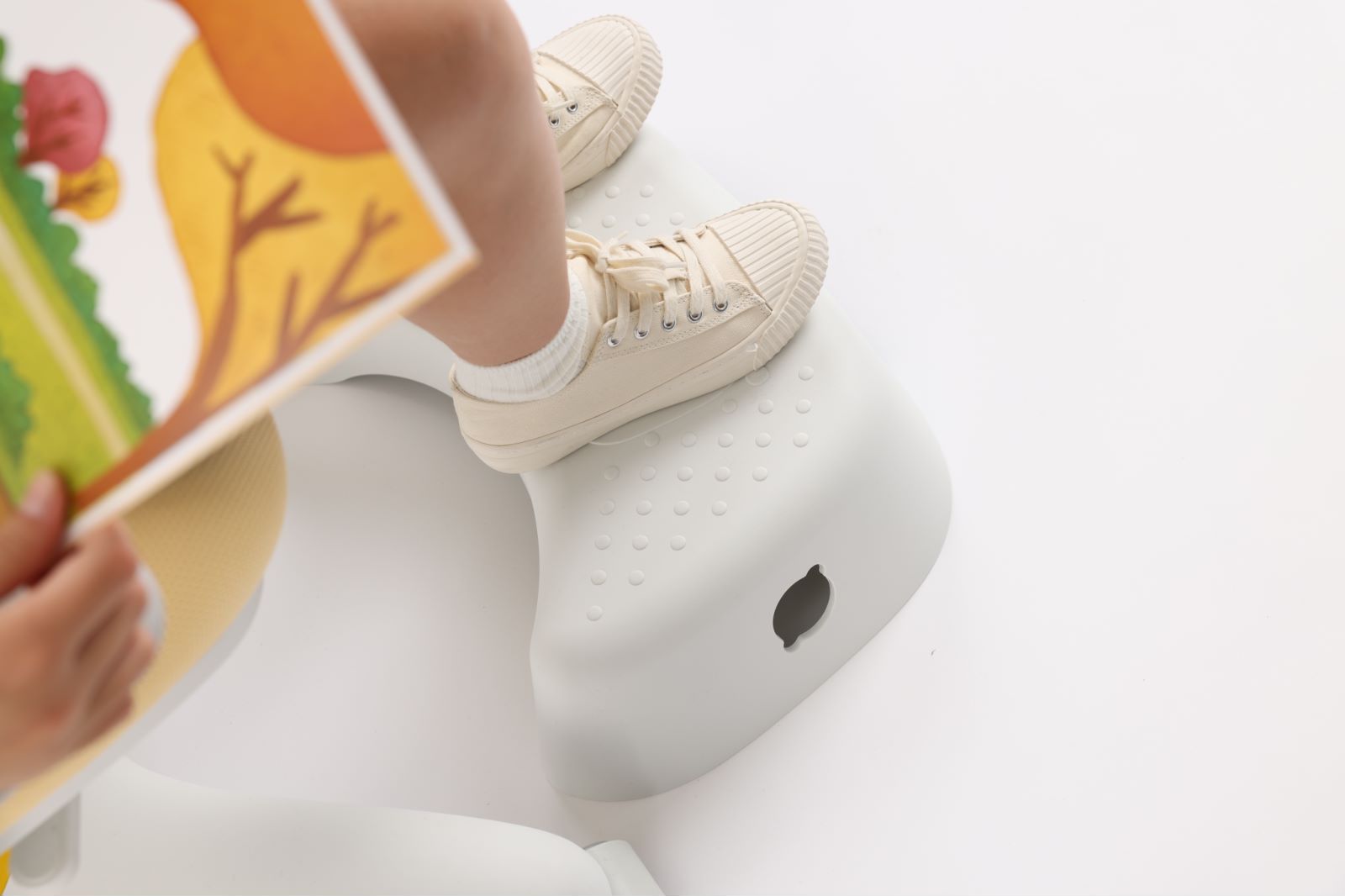 Study chair，Adaptive back chasing，infinite regulation，Small Throne，Office chair，Infant child，Home，