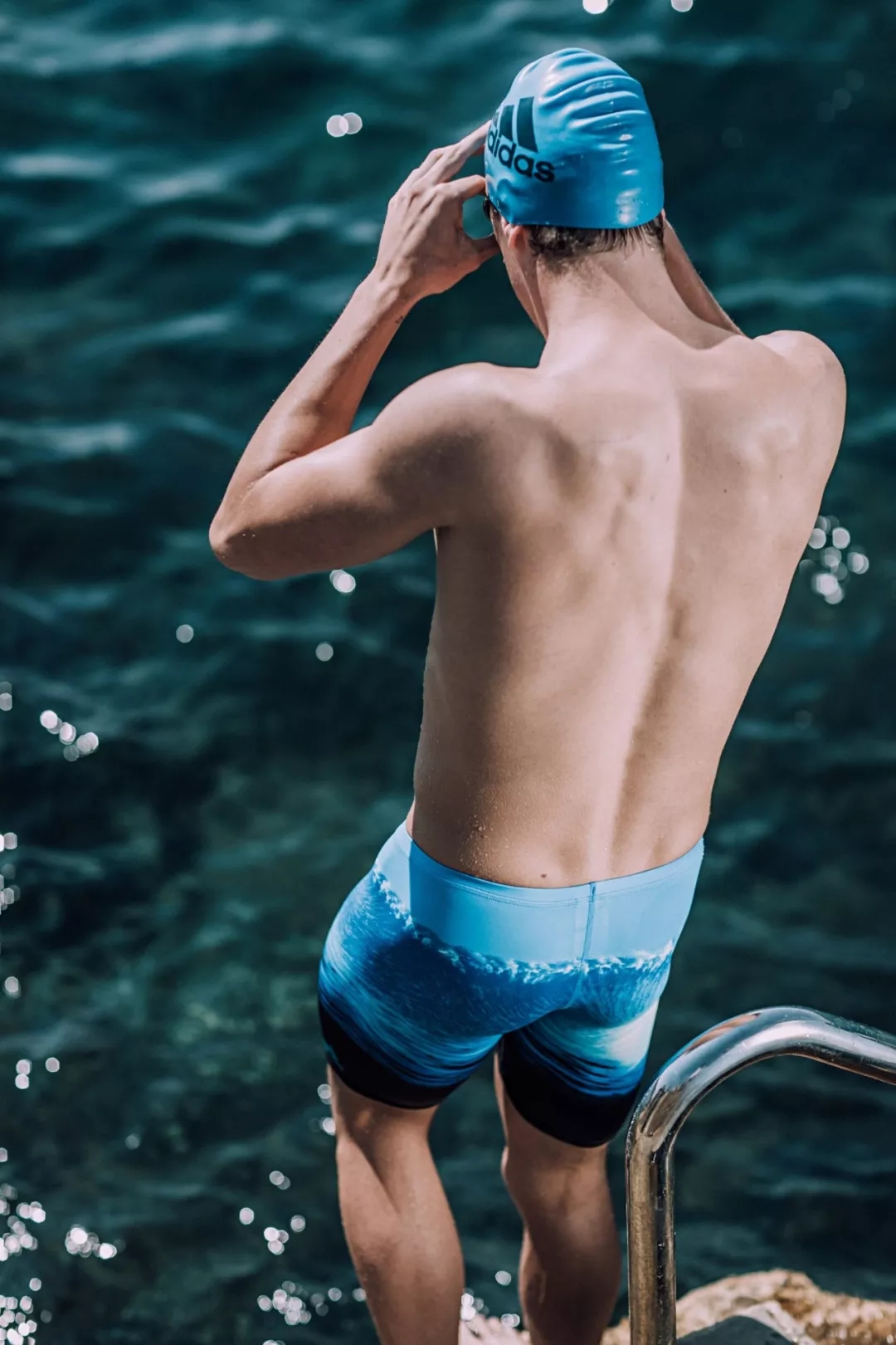 ♪ Ooh ♪，Coca Cola，Adidas，Reuse，Water bottle，