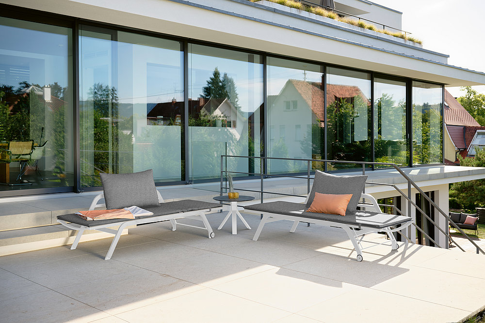 2023 Red Dot Product Design Award，Garden furniture and gardening tools，Sun lounge chair，