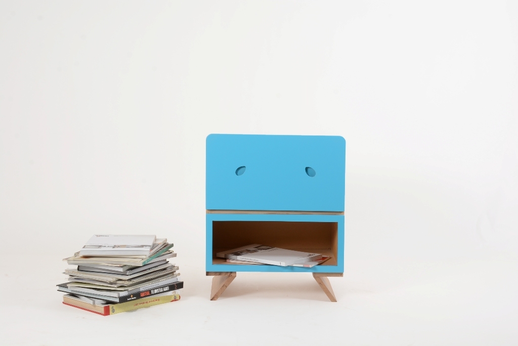 children，furniture，cabinet，Bed，color，animal，wood，