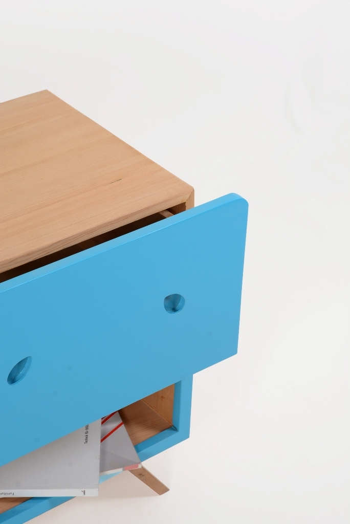 children，furniture，cabinet，Bed，color，animal，wood，