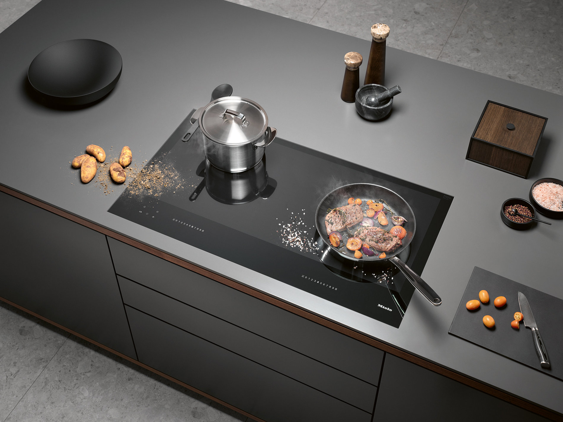 2023 Red Dot Product Design Award，Kitchen Design & Kitchen Appliances & Tableware，Full surface induction cooker，