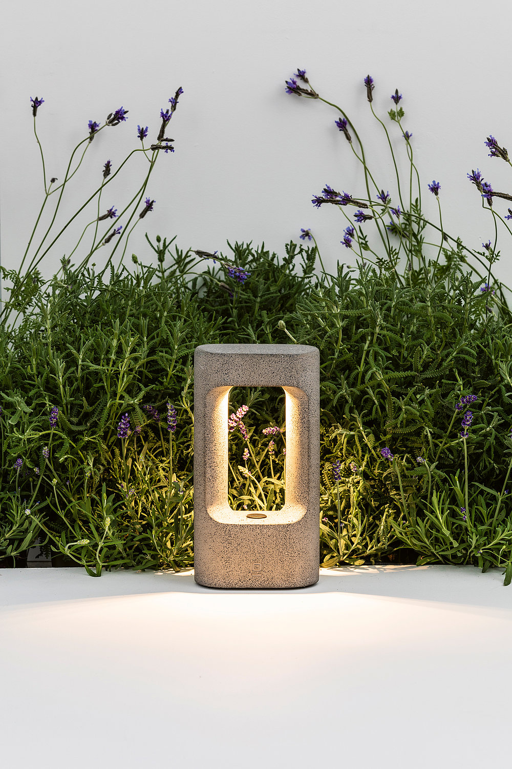 2023 Red Dot Product Design Award，Lighting and lamps，Collections of bollards，