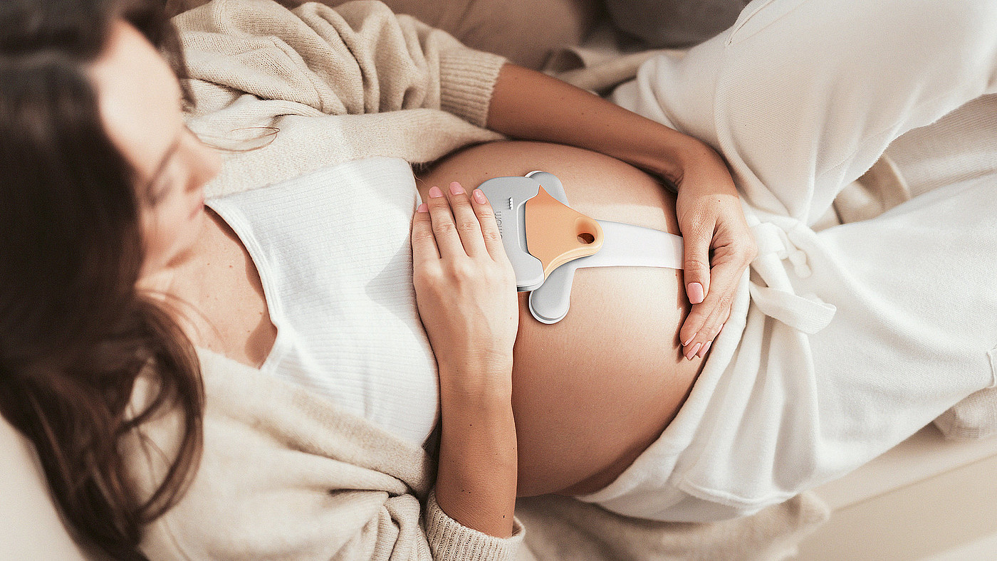 2023 Red Dot Product Design Award，Medical Design and Healthcare，Mobile CTG Device，Femom fetal monitor，home fetal monitor，