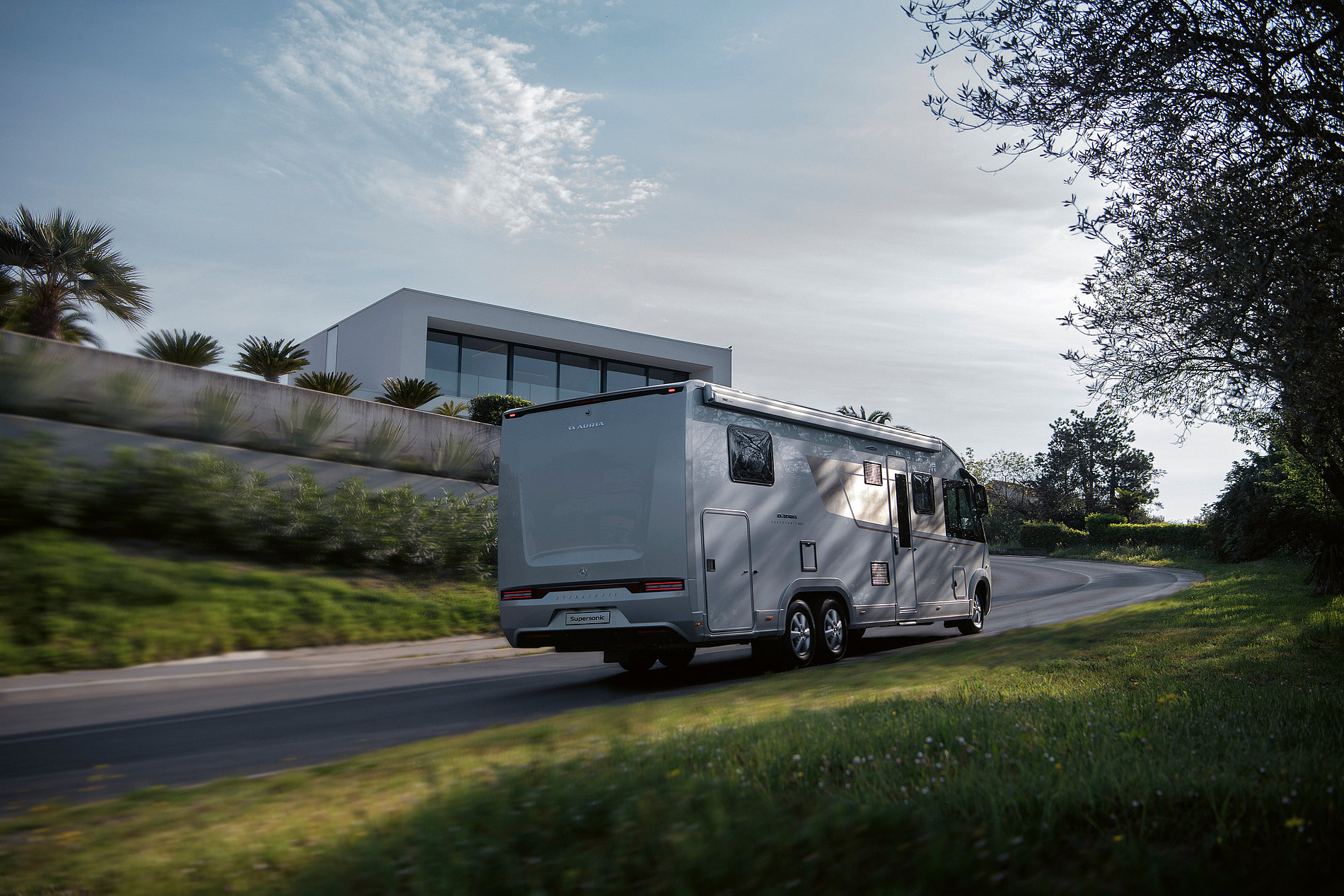 2023 Red Dot Product Design Award，mobility，Touring car，