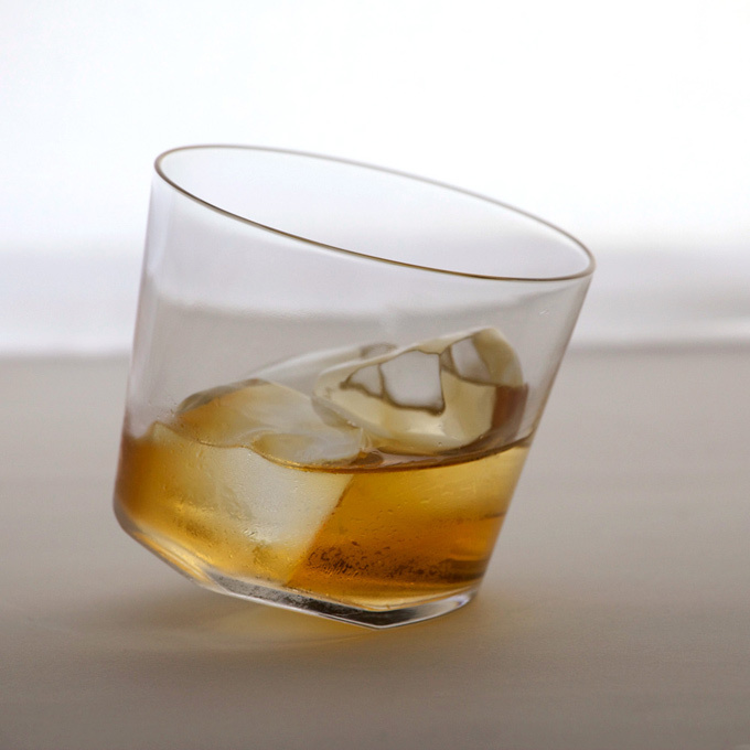 cup，Glass，Wine Glass，tableware，Irregular，