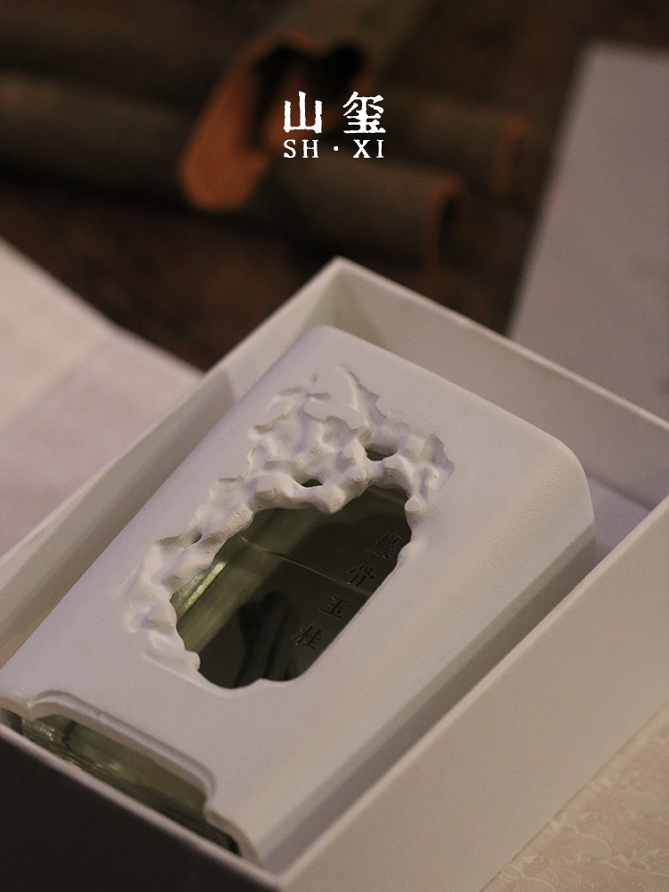 Taihu lake stone，Incense diffuser，The scenery melts into the window，There is a view in the window，Flameless Aromatherapy，Cultural creation，