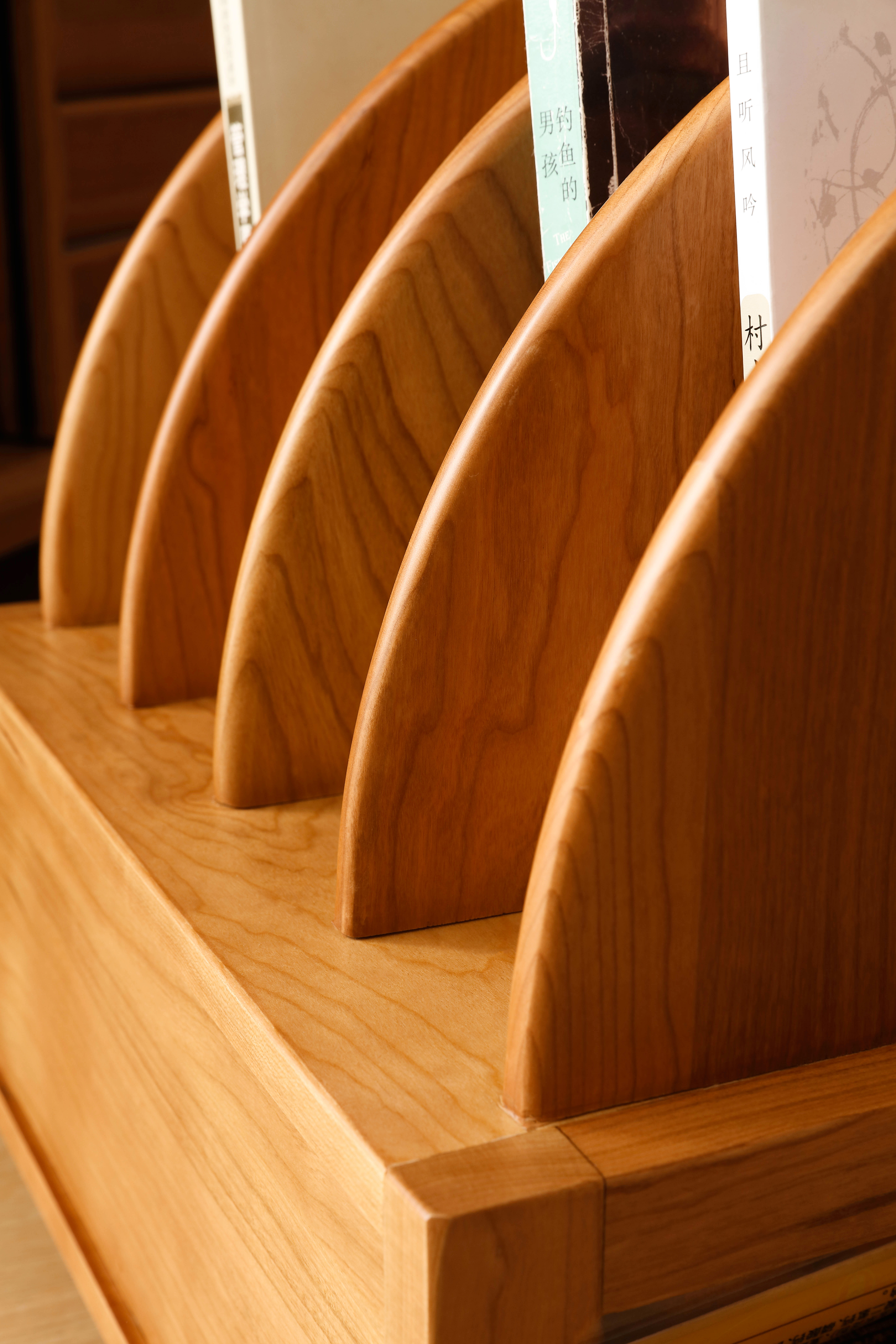 Flexible and free-wheeling，