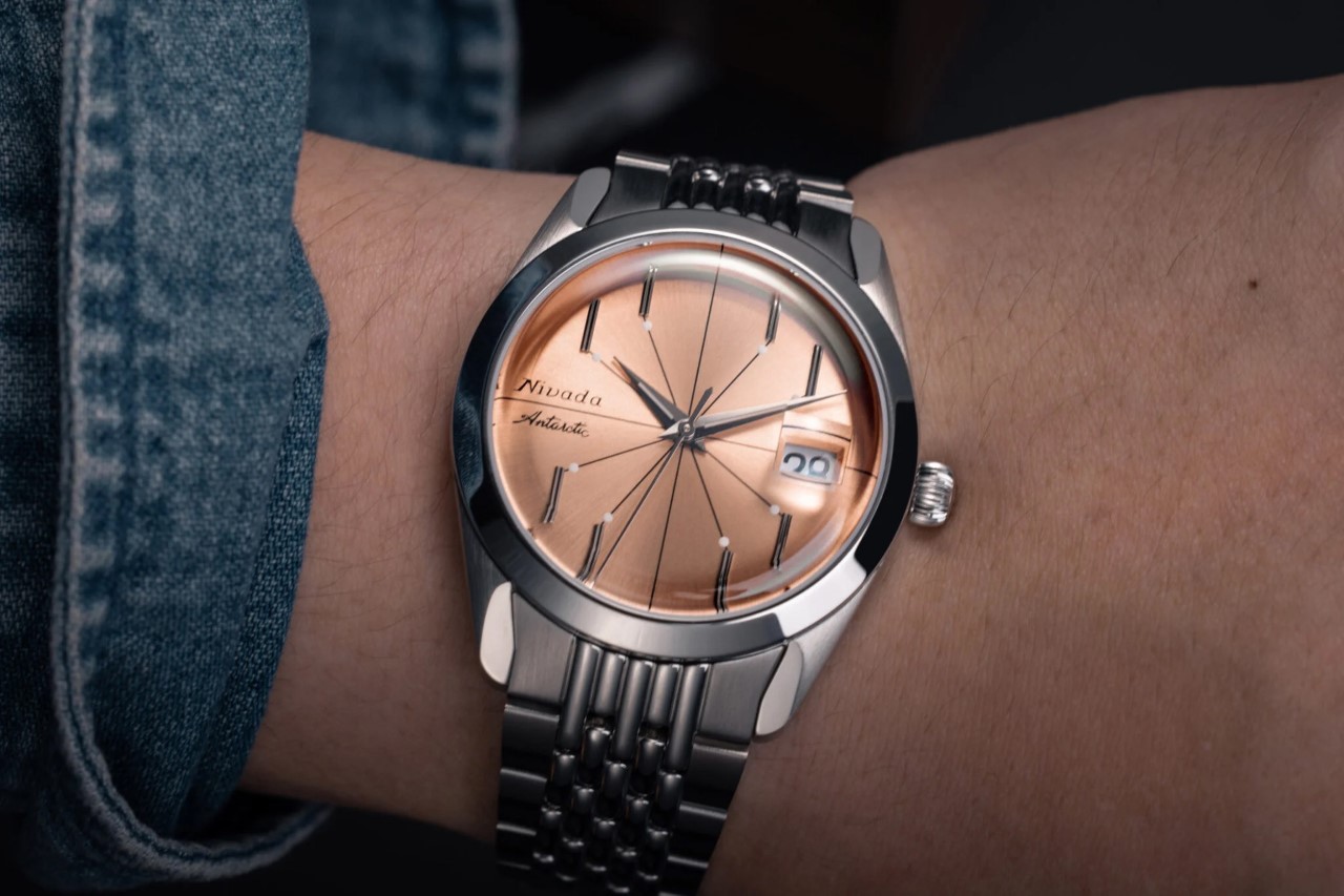 Wrist watch，stainless steel，waterproof，