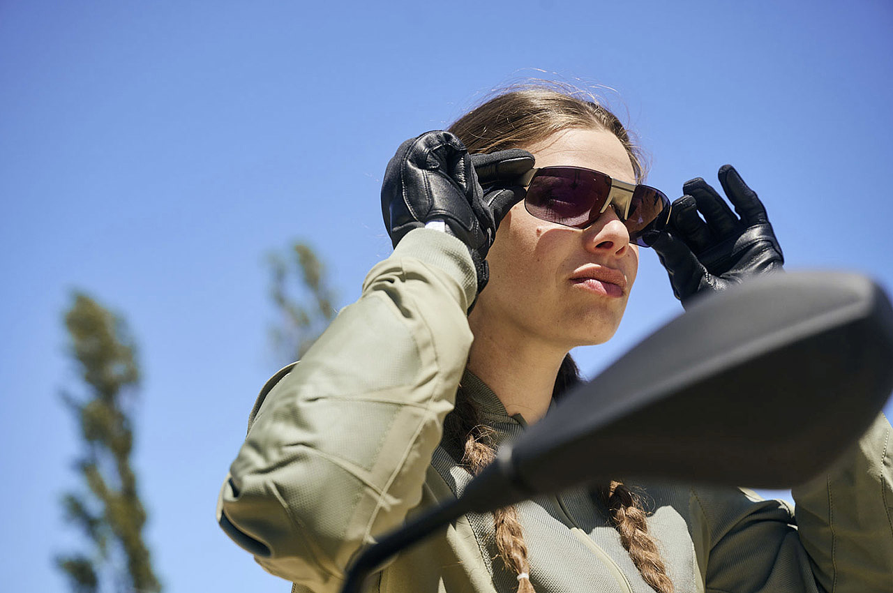 BMW，ConnectedRide，Smart glasses，Outdoor equipment，
