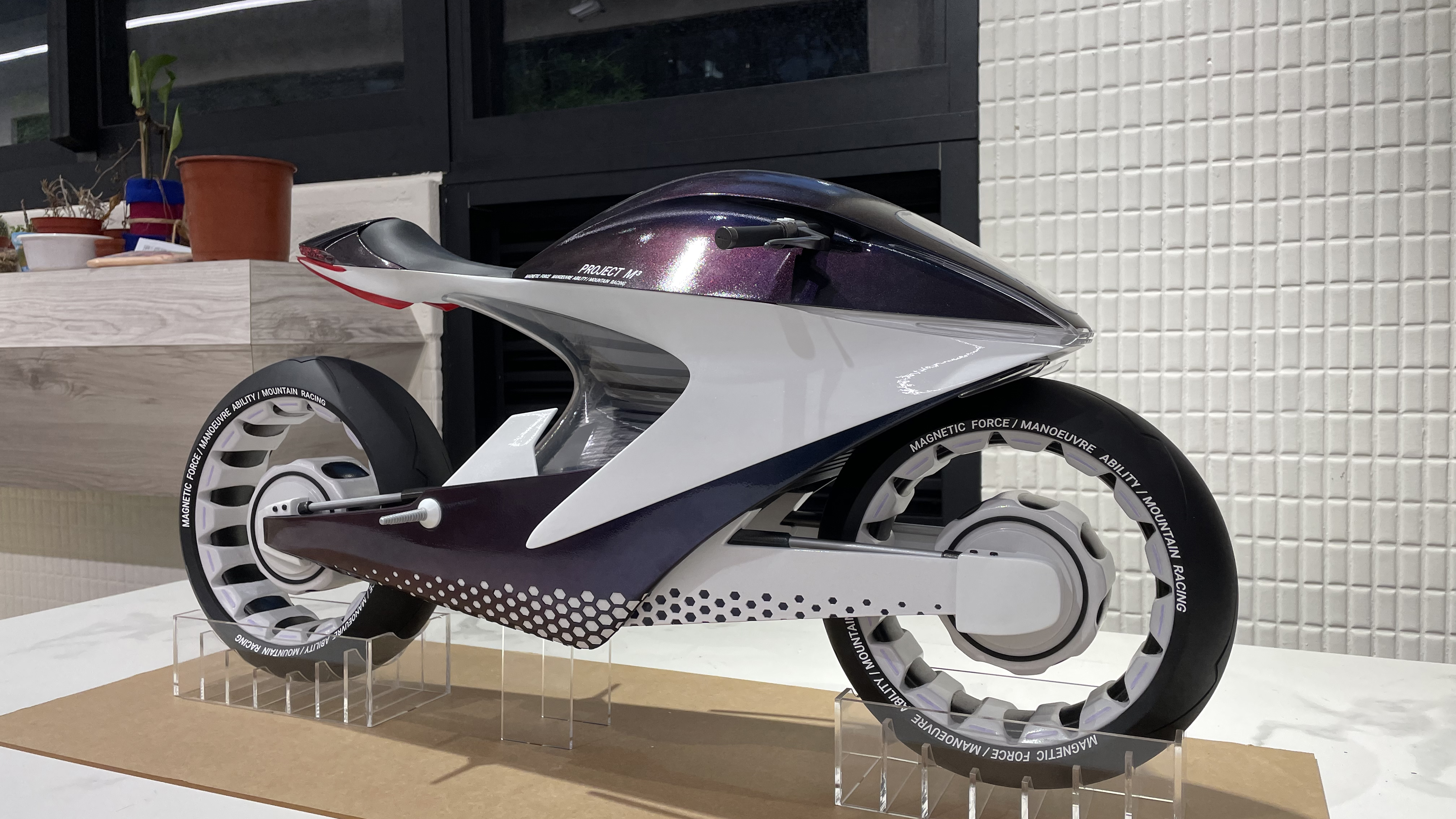 PROJECT M³，motorcycle，bionics，, riding.，