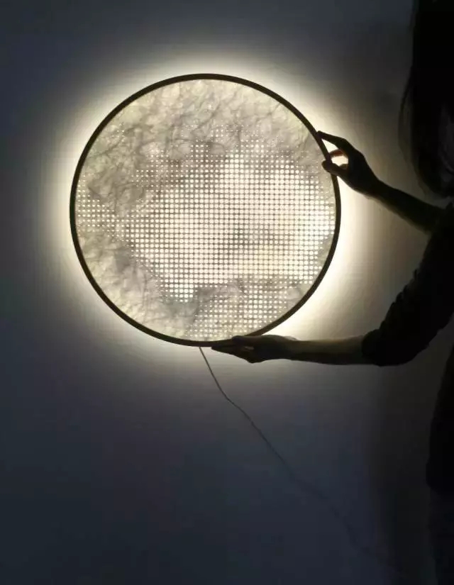 杜邦纸,paprcuts团队,这是沙发,灯,钟表,编织