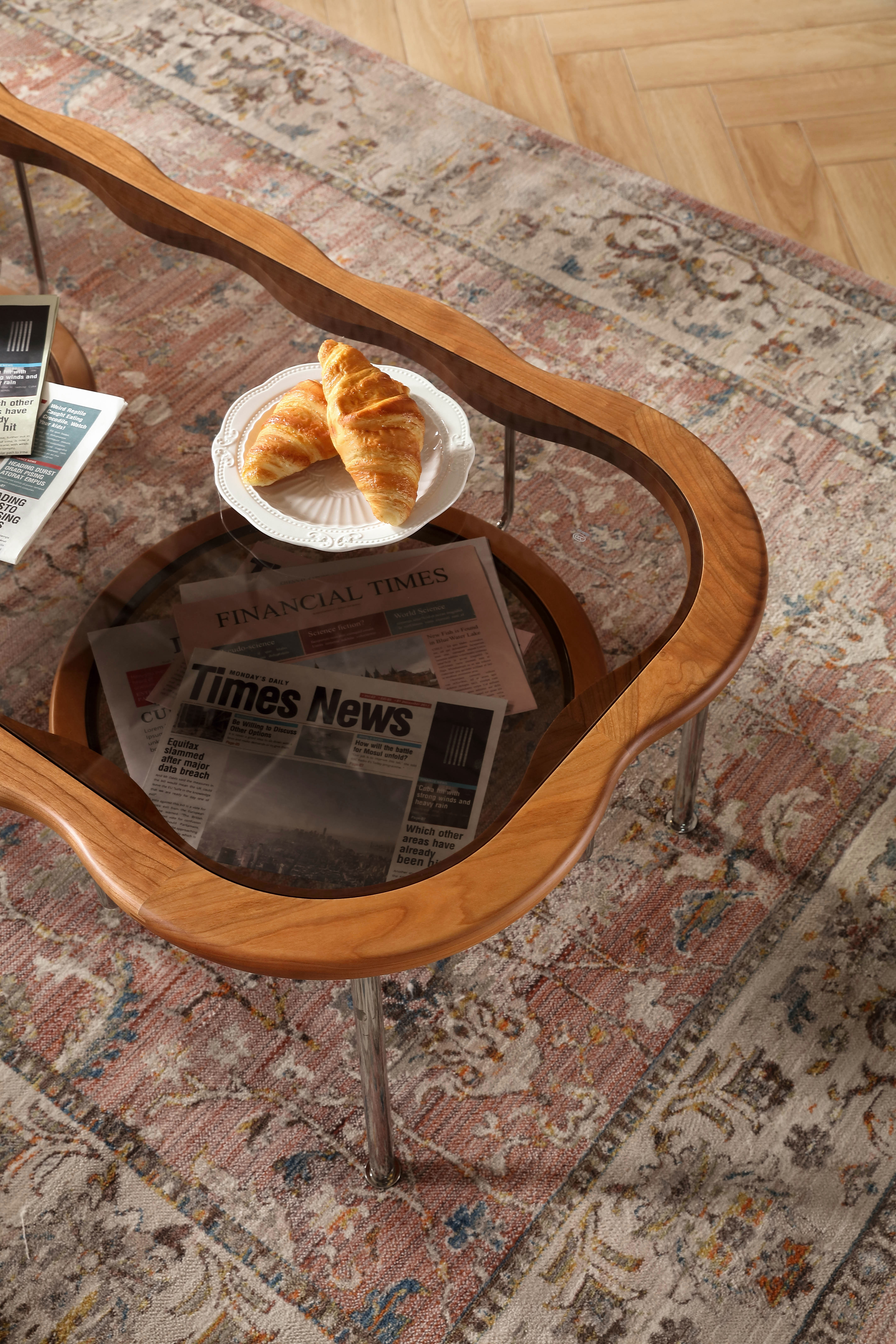 Coffee Table · Monet，