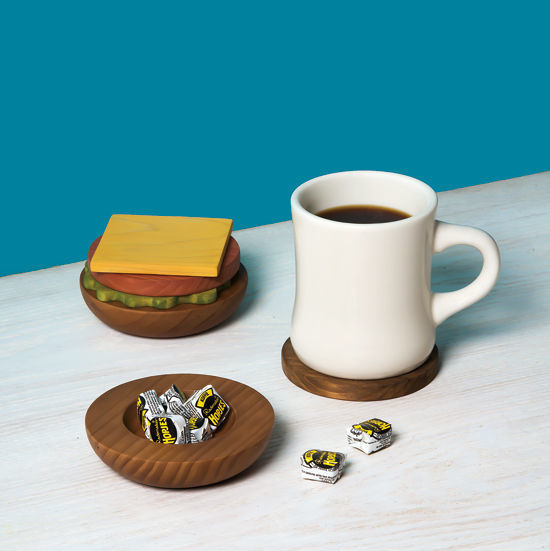hamburger，Coaster，tableware，interest，wood，