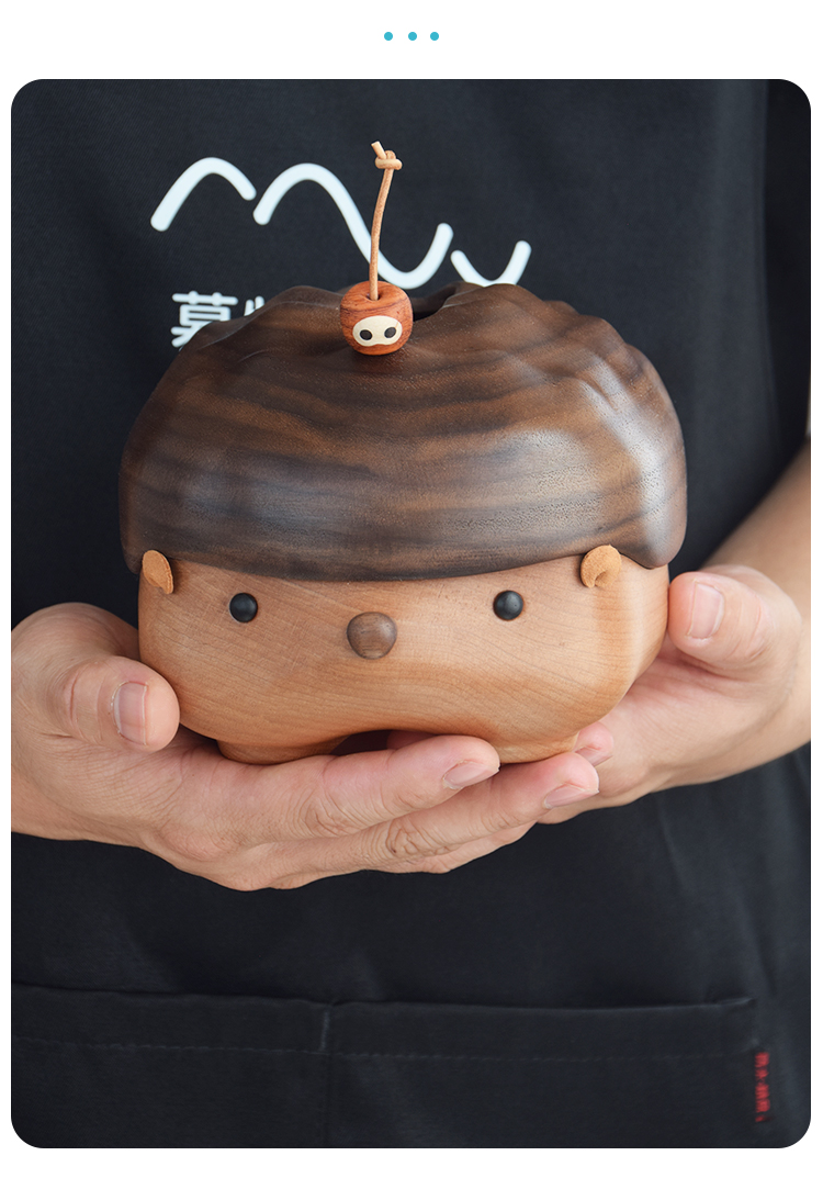 Original design，Solid wood handicrafts，Bionics Design ，Tissue box，lovely，hedgehog，