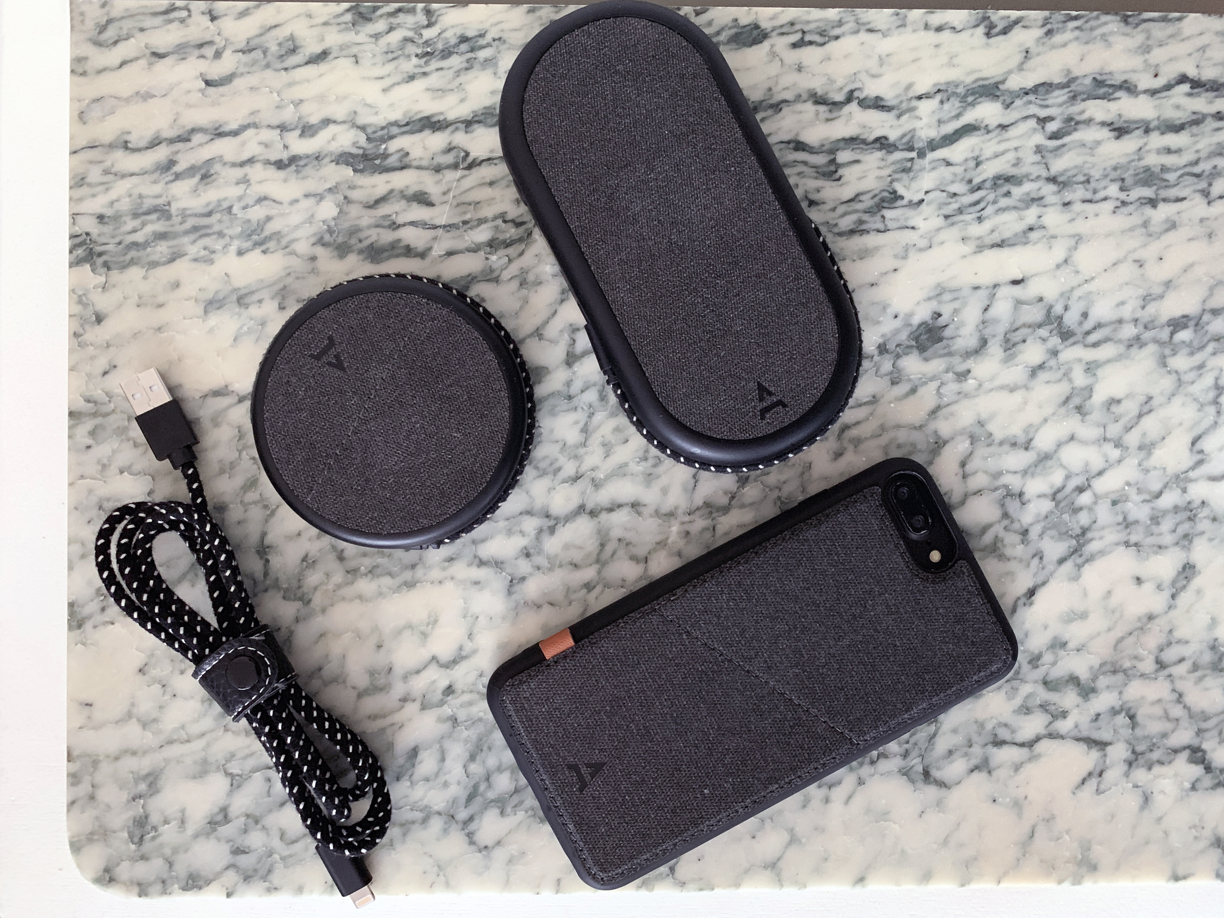 multi-function，2 in 1，Charger，ADEQWAT，portable source，