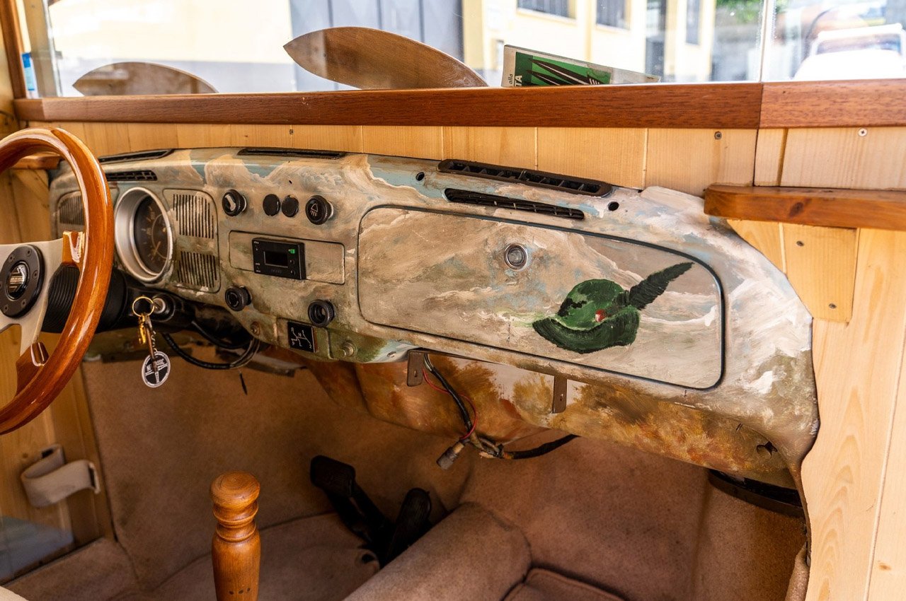 The Beatles，Wooden house，Car transformation，