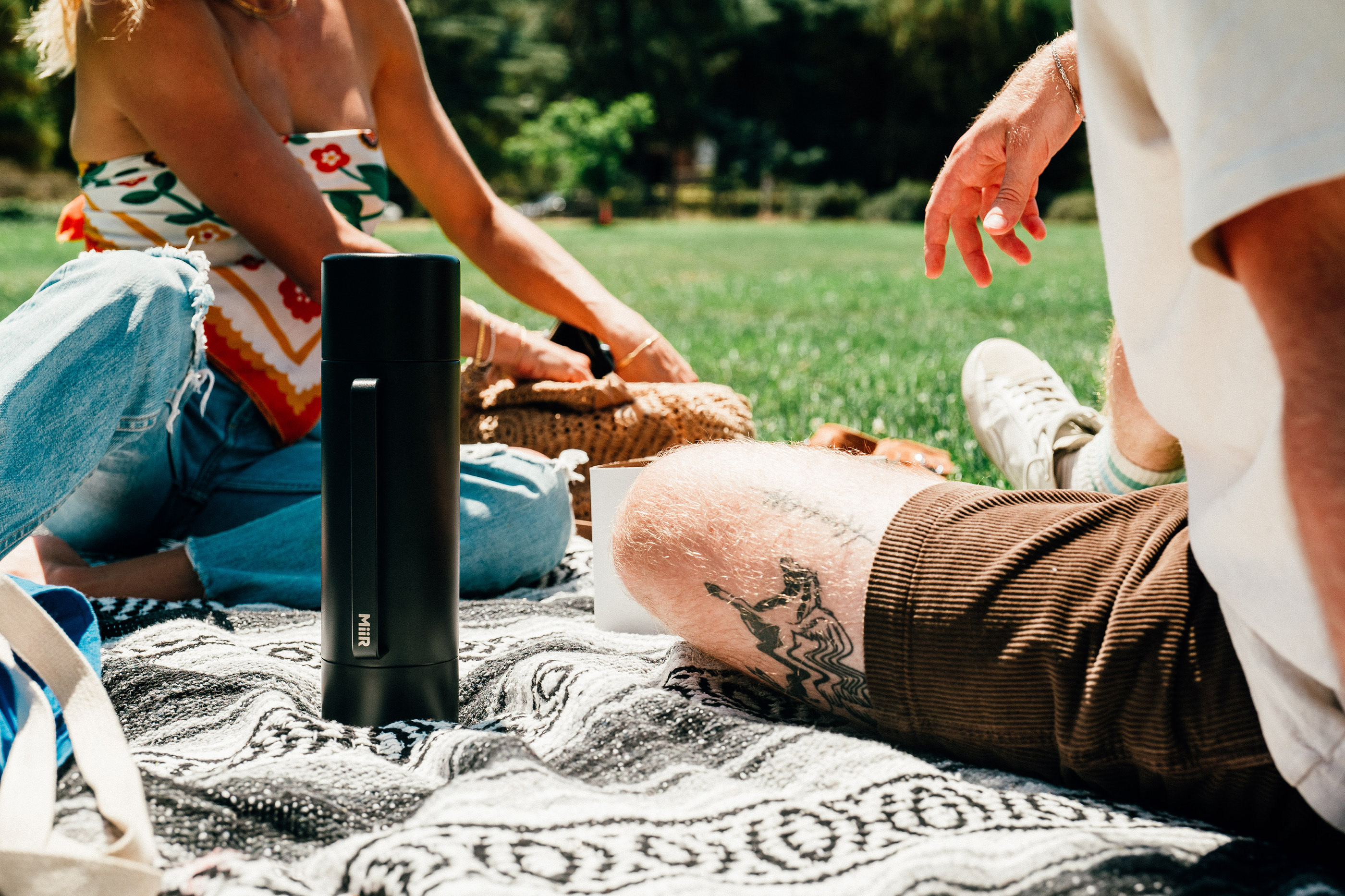 Coffee，Drinks，MIR，cup，Water cup，product design，Design，vacuum cup，