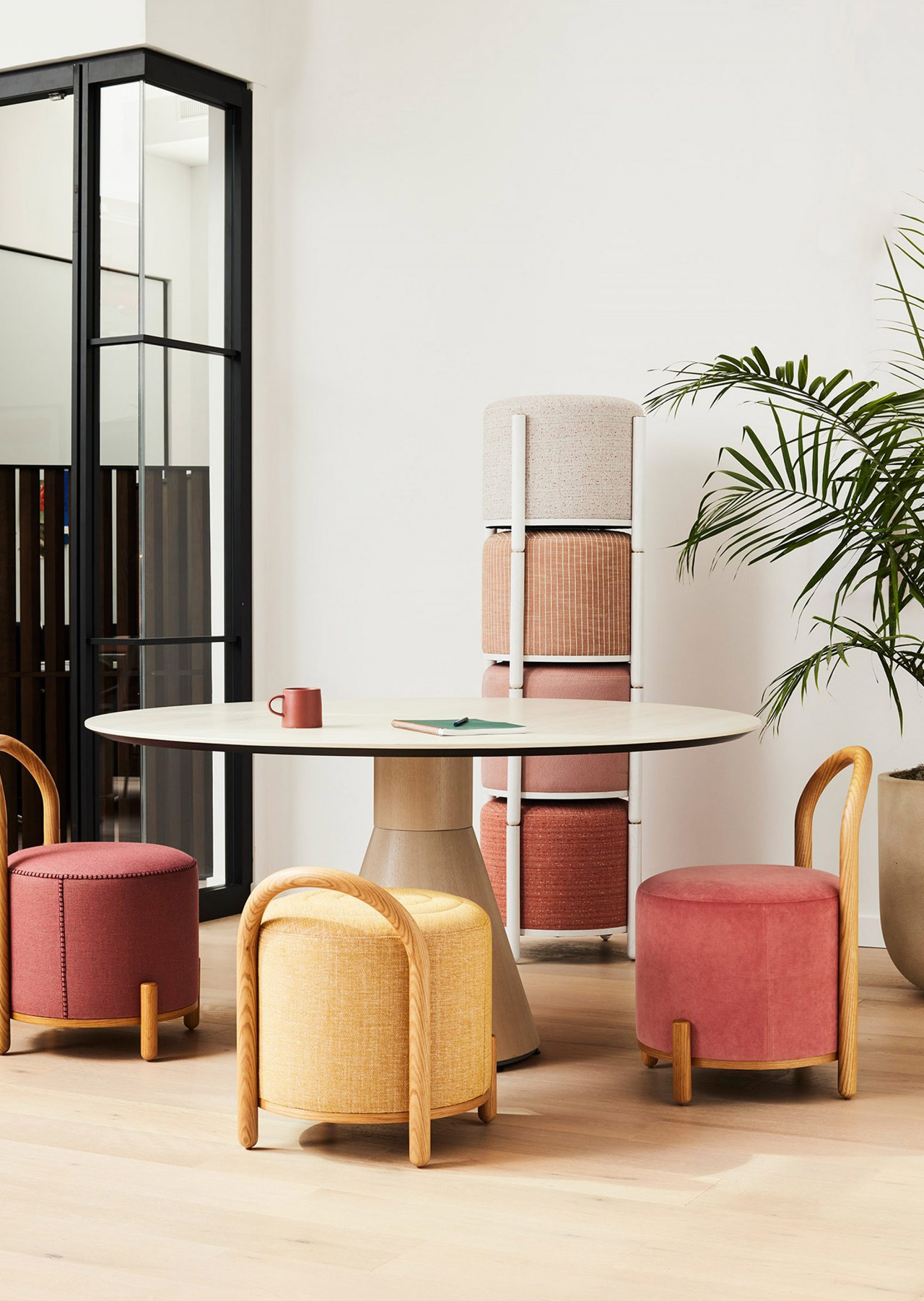 Cushion，Design，furniture，Home Furnishing，Interior design，