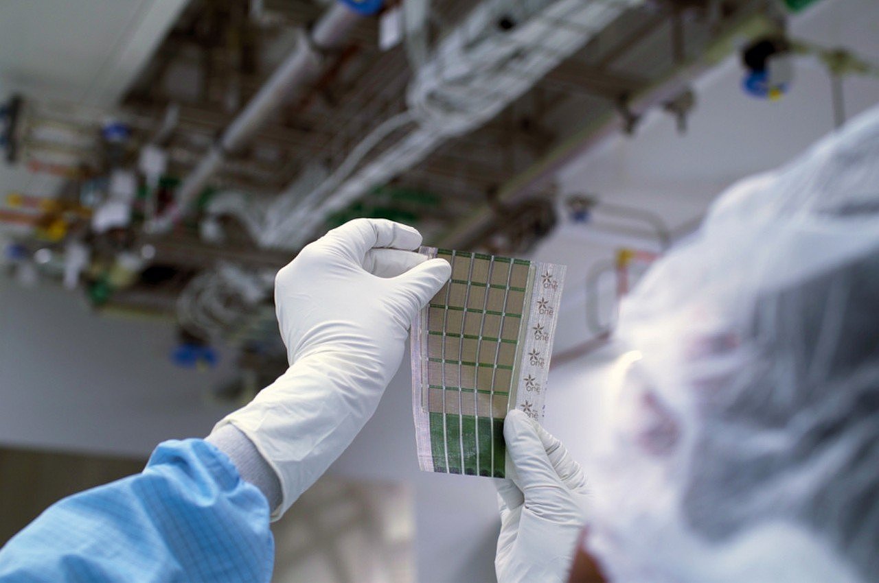 Solar cell，MIT，Portable solar cell，Lightweight design，product design，