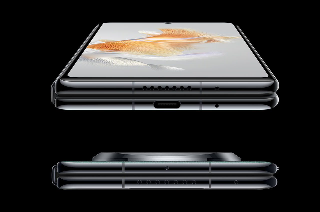 Huawei，mobile phone，product design，Digital intelligence，HUAWEI，Folding mobile phone，