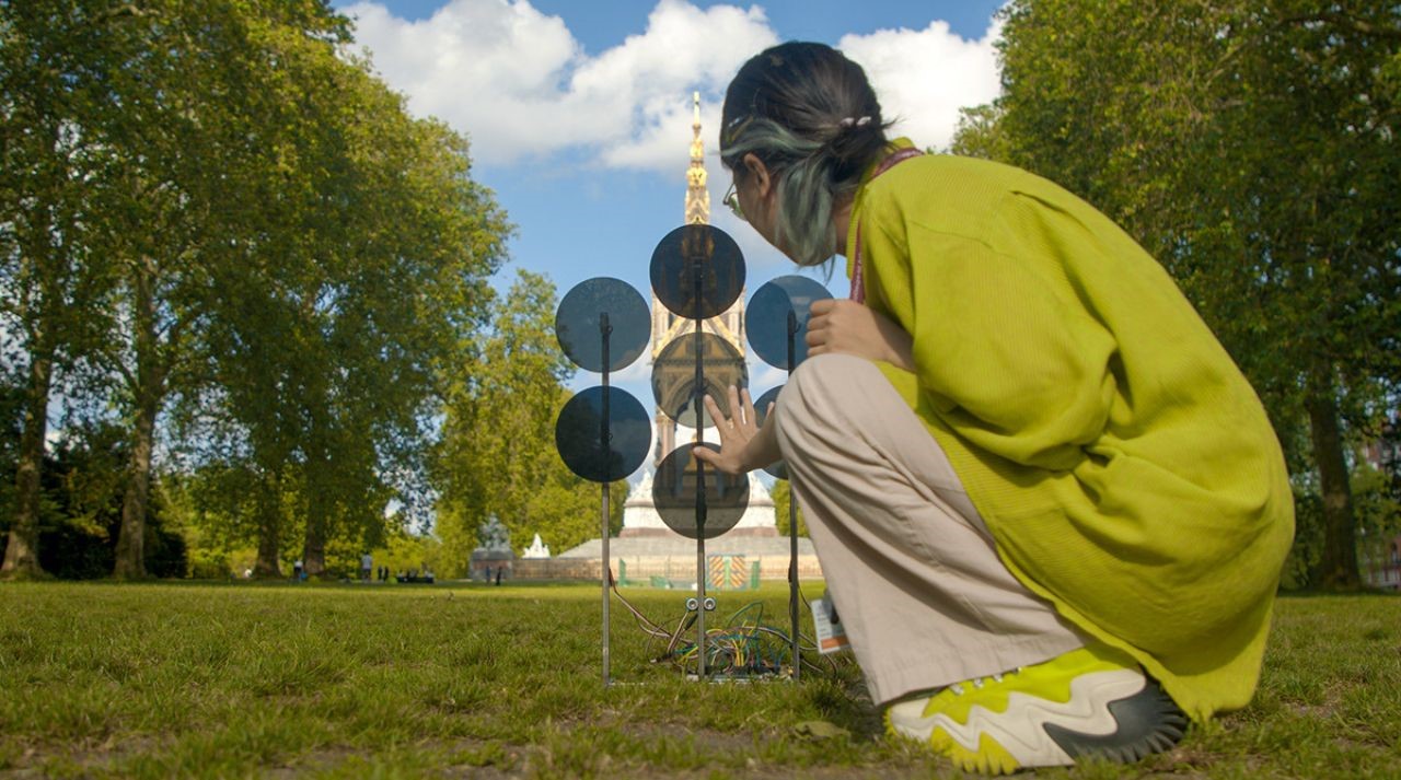 Jack Lee，Interactive installation works，The Dots，originality，