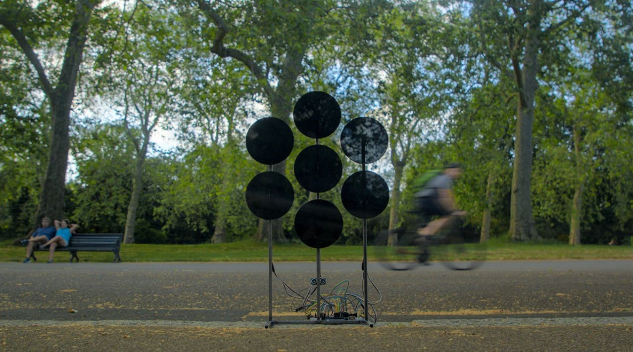 Jack Lee，Interactive installation works，The Dots，originality，