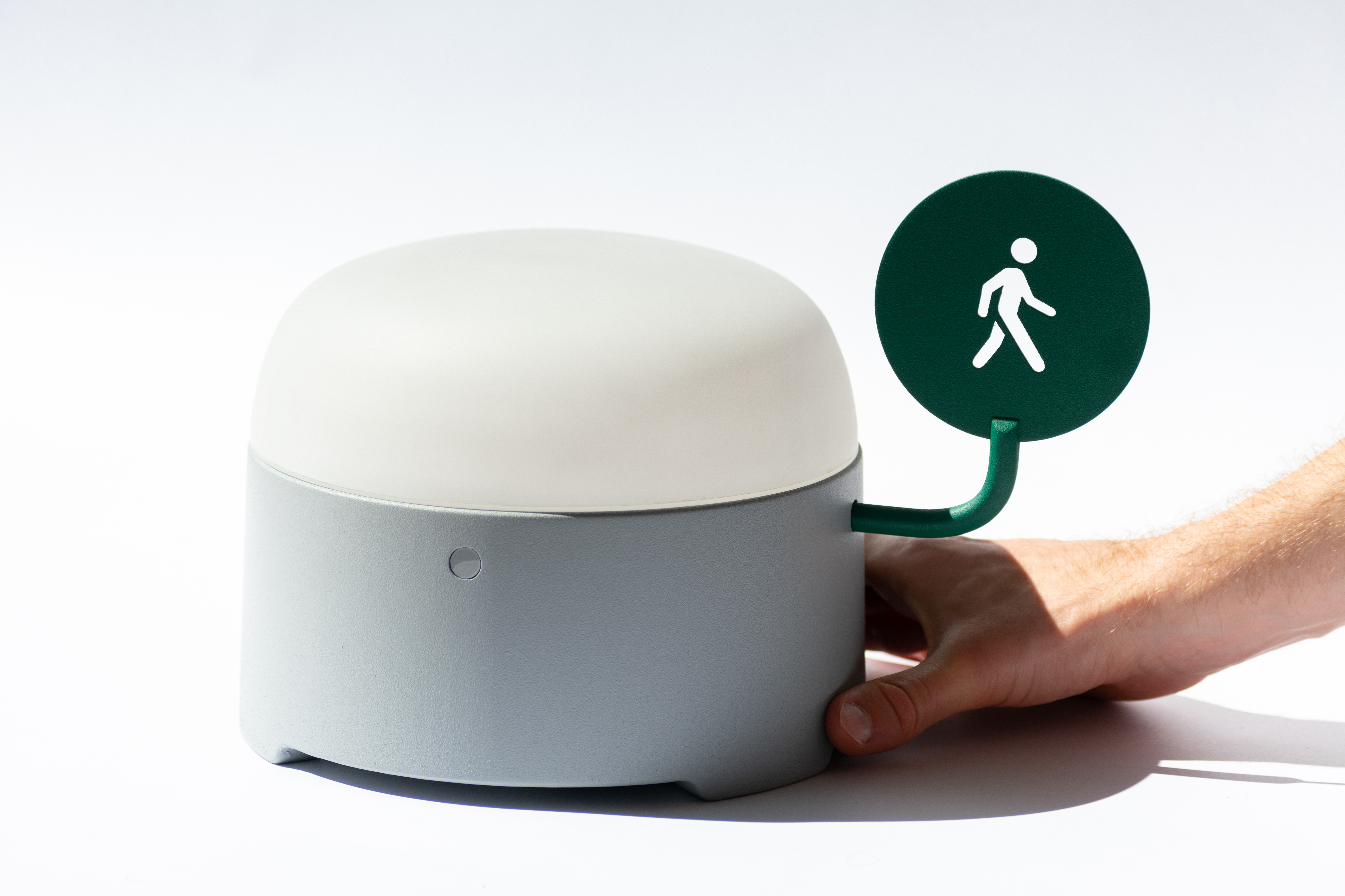 Pedestrian area，Réal，Safety bollard，city，