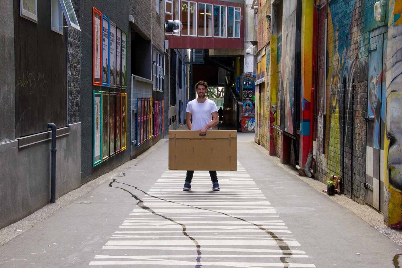 2014 red dot award，2014 best design，cardboard，desk，fold，Recyclable，