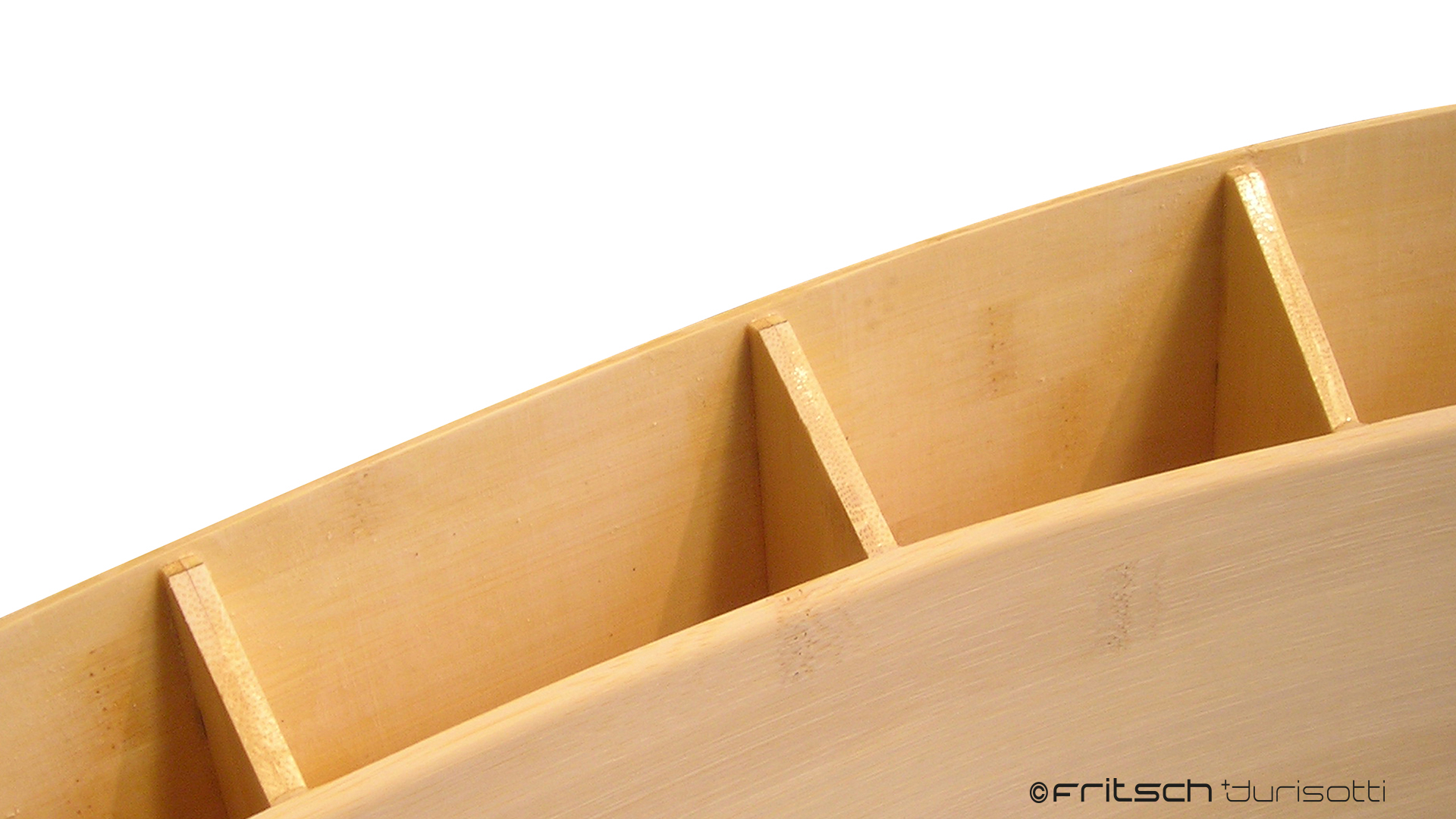 Turin，chair，bionics，streamline，woodiness，