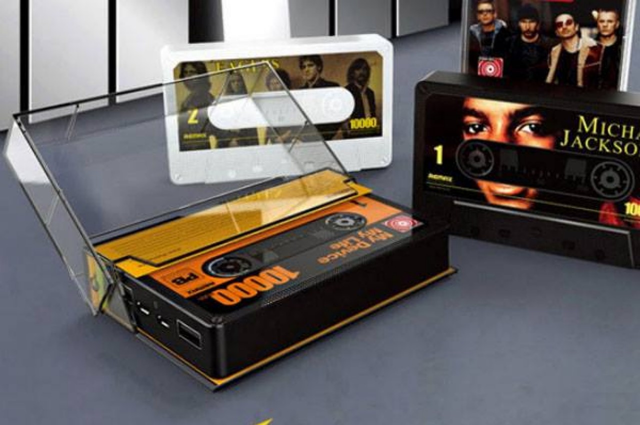 portable battery，magnetic tape，Nostalgia，