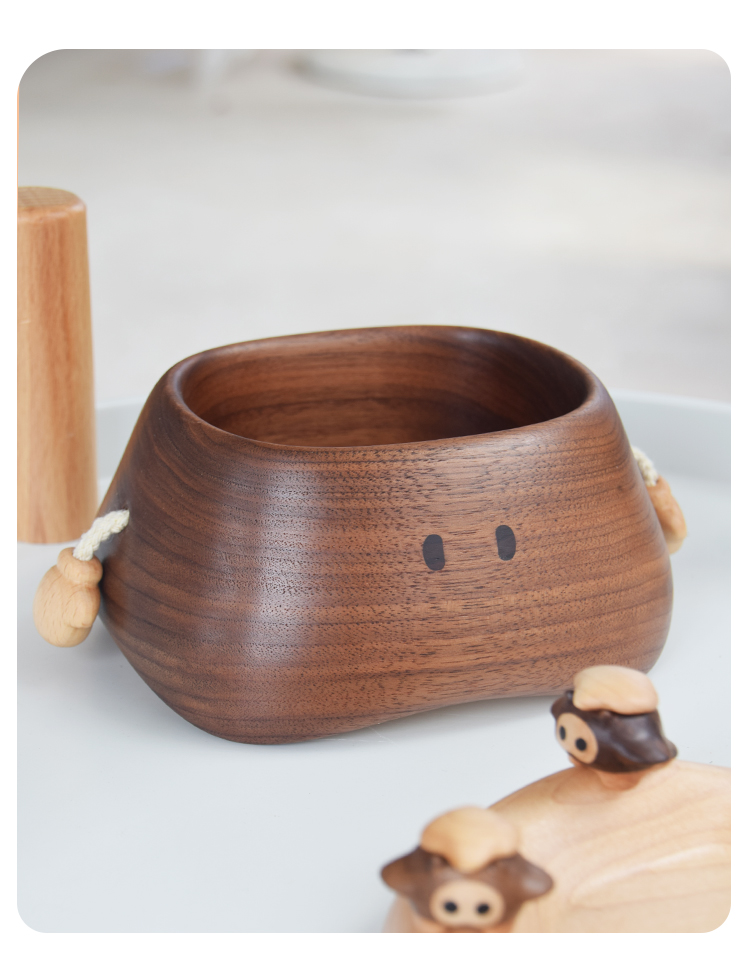 Original design，Changbai Mountain，Tianchi Monster，Solid wood handicrafts，lovely，Northeast Shenshan，storage box，