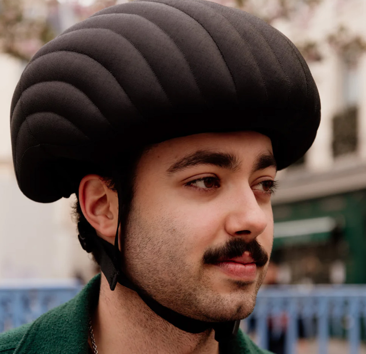 Self-inflating，Helmet，security，Compactness，Bicycle accessories，