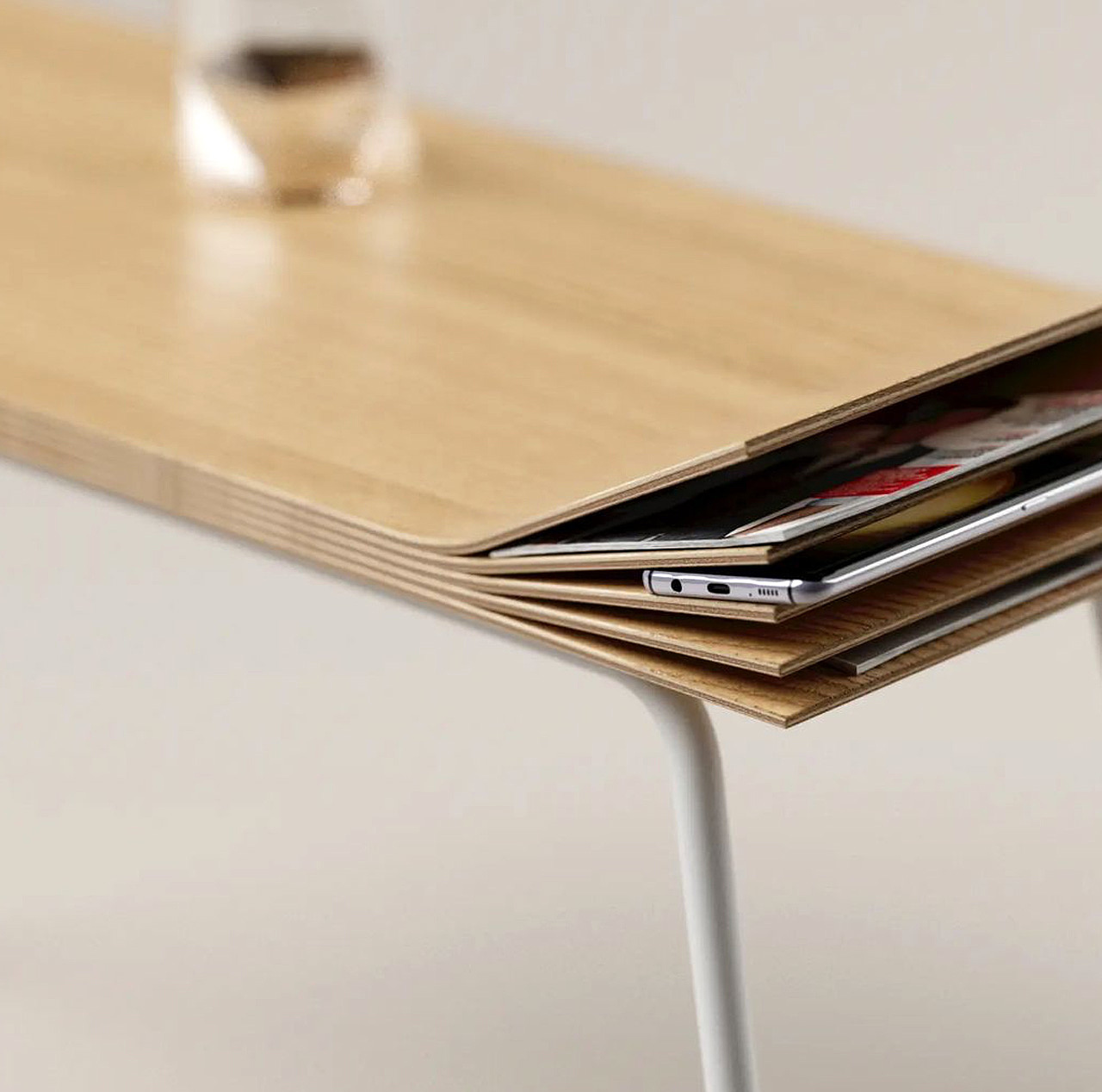 Flitter Consol，desk，