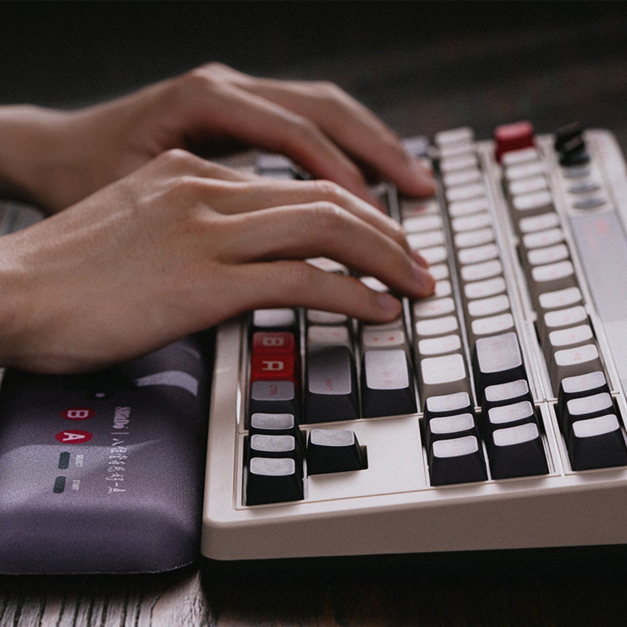 8BITDO，keyboard，Computer accessories，Retro style，