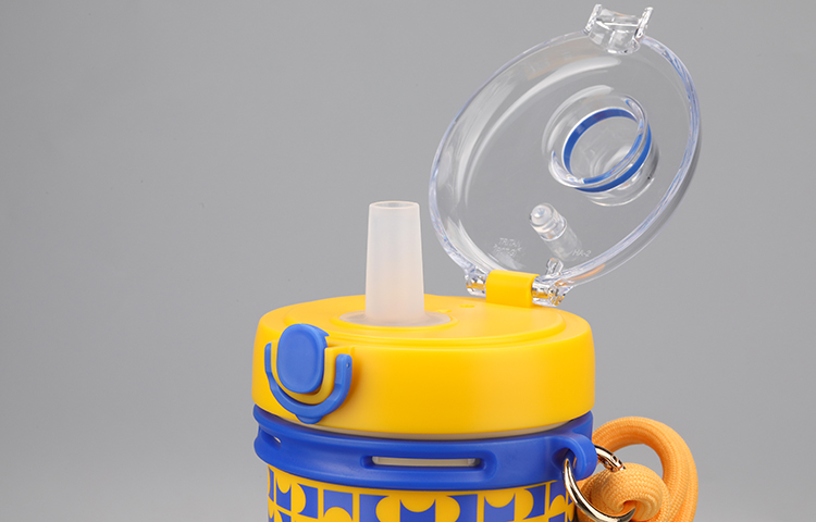 Girls Cute Water Cup，Tritan，560ML，High color value cup，