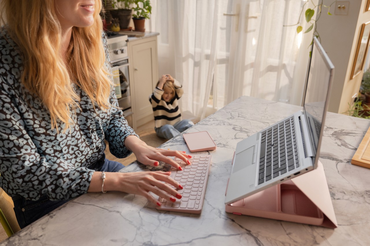 Casa，Logitech，Electronic accessories，Office Supplies，