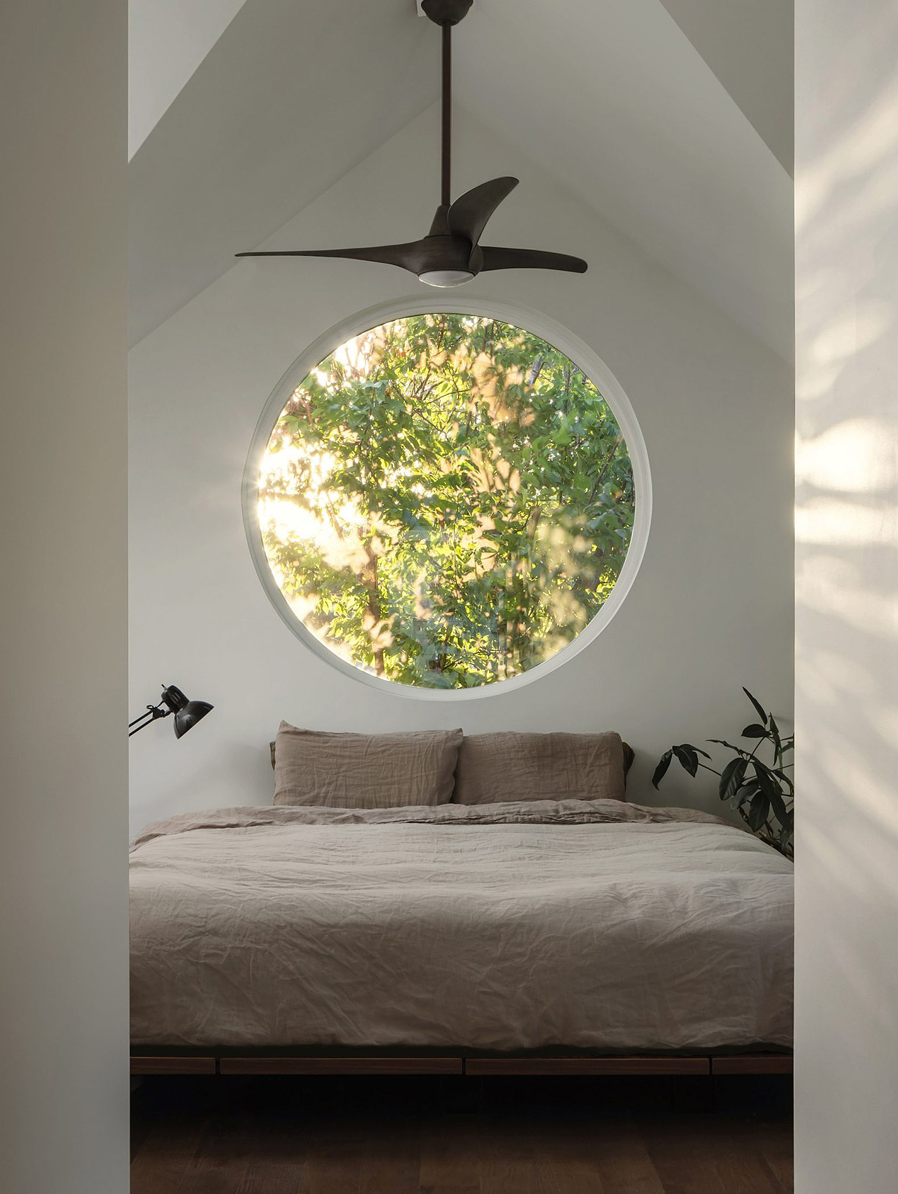 Birdhouse，North Arrow，Architecture，Interior design，