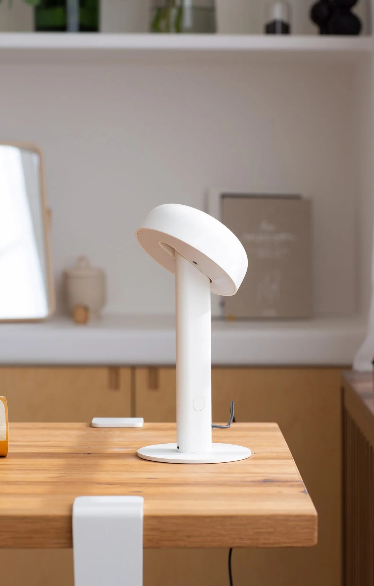 Nod，lamps and lanterns，Desk lamp，Lighting tools，