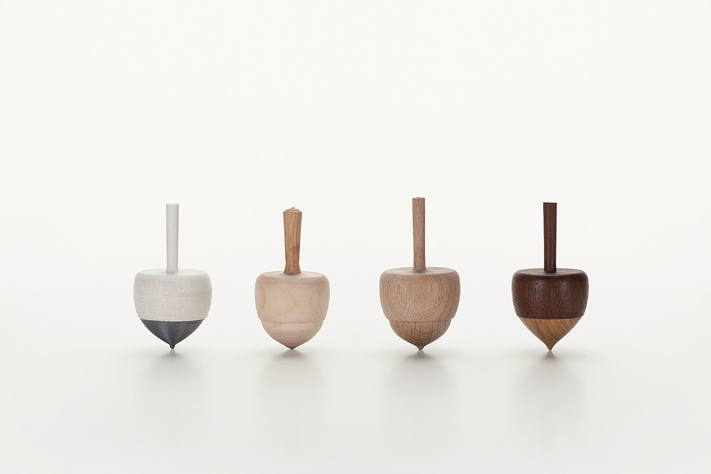 woodiness，Bird，pen container，bionics，Brain hole，bitter cups，Water cup，blue，branch，top，